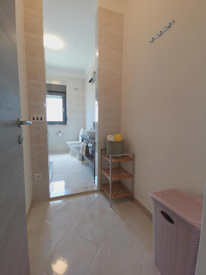 Apartment Pineta With Terrace & Park Wood View 普拉 外观 照片