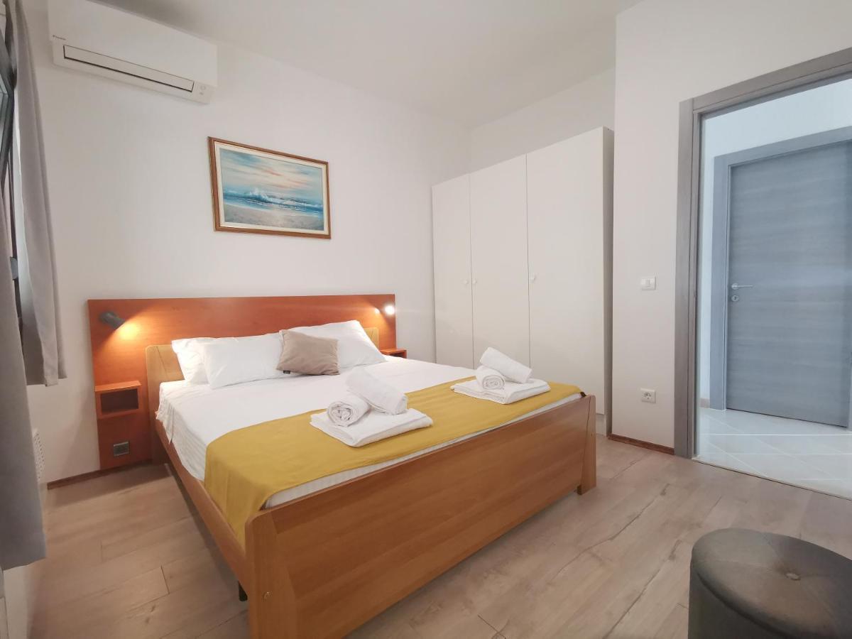 Apartment Pineta With Terrace & Park Wood View 普拉 外观 照片